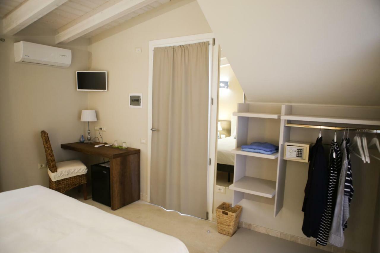 Avion B&B Elmas エクステリア 写真